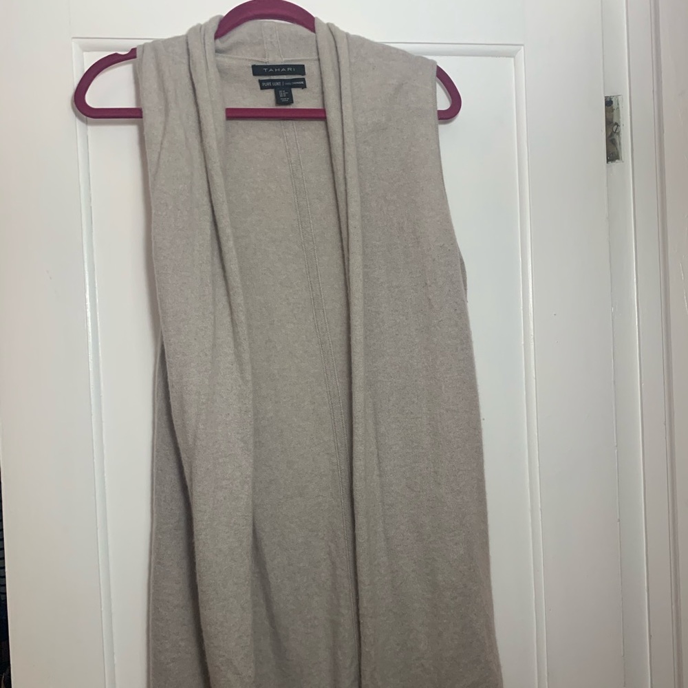 Tahari long 100% cashmere vest